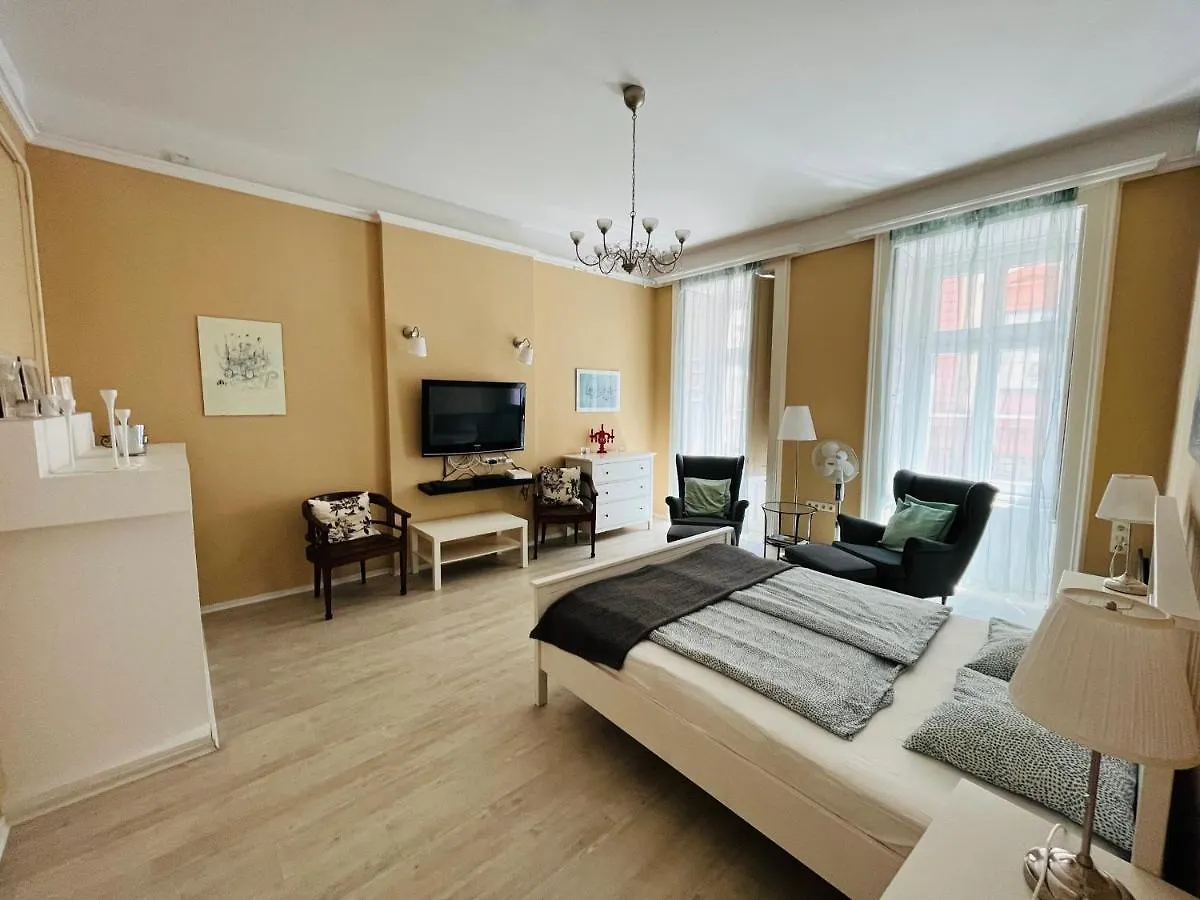Appartement Academy Home - Elegant Place Next To The Parliament Boedapest